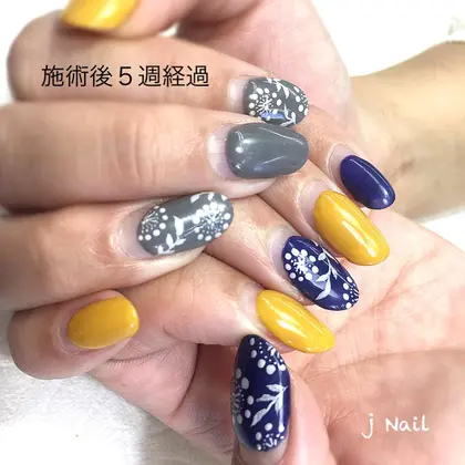 フットでも可愛いカジュアルガーリー Lapule ラプレ 所属 港南台ネイルサロン 池田順子のネイルデザイン ミニモ