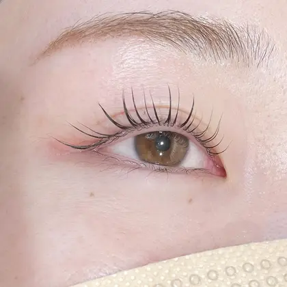 Eight Eyelash Nail 大宮店のマツエクサロン アイデザイナー情報 石井 結里奈 ミニモ