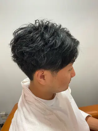 刈り上げ 21年夏人気の刈り上げのヘアスタイル 髪型カタログ 10ページ目 ミニモ