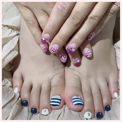 フットネイル 22年秋人気のフットネイル ペディキュア のネイルデザイン ネイルアートカタログ 41ページ目 ミニモ