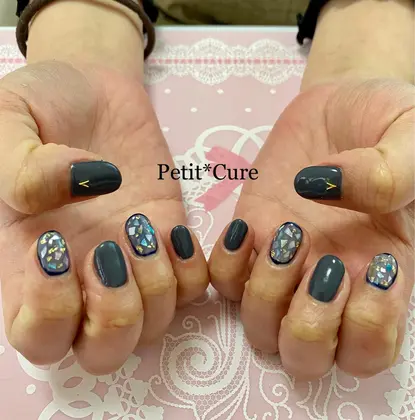 Ms Nail ｴﾑｽﾞﾈｲﾙ のネイルサロン スタッフ情報 Glubsch Mizuki ミニモ
