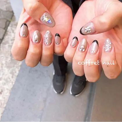 シンプルネイル 21年夏人気のシンプルネイルのネイルデザイン ネイルアートカタログ ミニモ