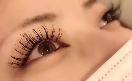 Eyelash Salon Bullのマツエクサロン スタッフ情報 田中 里歩 Minimo ミニモ