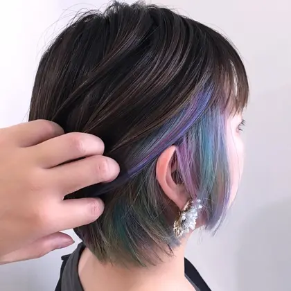 紫のメッシュカラーです Drama Hair Design Studio所属 井上 愼人のヘアカタログ ミニモ