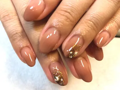 ナチュラルブラウン The Nail所属 The Nail ザ ネイル 中川の