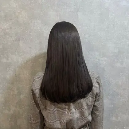 Hair Design Collet Neo所属 嶋津涼太 艶カラー 髪質改善のヘアカタログ ミニモ