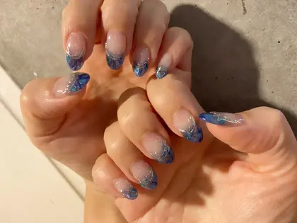 シェルとマグネットジェル Nail Body Sol Mare所属 Solmare 中目黒のネイルデザイン ミニモ