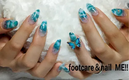 グリーンとホワイトのマーブルスカルプ 私とお揃いです 鎌ケ谷市 ネイルサロン Footcare Nail Me 所属 田中 智子のネイルデザイン ミニモ