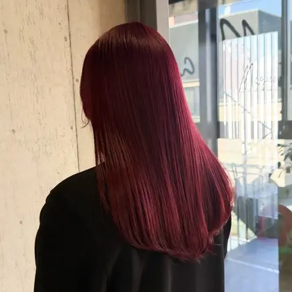 ボルドーカラー】2026年夏人気のボルドーカラーのヘアカラー・髪型