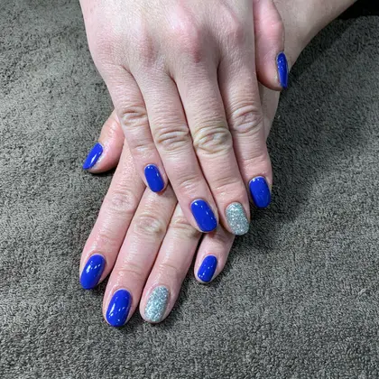 Can I Dressy 寝屋川店のネイルサロン スタッフ情報 上石田 琴愛 ミニモ