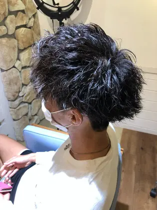 メンズツイストパーマ 21年夏人気のメンズツイストパーマのヘアスタイル 髪型 18ページ目 ミニモ