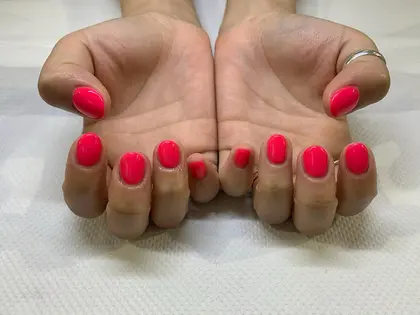 ネイルキュート 亀有店所属 田村 紗也伽のネイルデザイン ミニモ