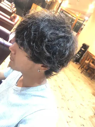 ウルフカット 22年冬人気のウルフカットのヘアスタイル 髪型カタログ 78ページ目 ミニモ