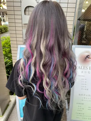 メッシュ 21年秋人気のメッシュのヘアカラー 髪色カタログ 32ページ目 ミニモ