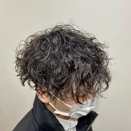 スパイラルパーマ メンズカット メンズヘア メンズパーマ マッシュ ツイストスパイラル West Side Standard 南船場店所属 アオキ ユウタのヘアカタログ ミニモ