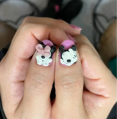 目隠しミッキー ミニー Coffret Porte269富雄店所属 髙橋 優菜のネイルデザイン ミニモ 目隠しミッキー ミニー Coffret Porte269富雄店所属 髙橋 優菜のネイルデザイン ミニモ