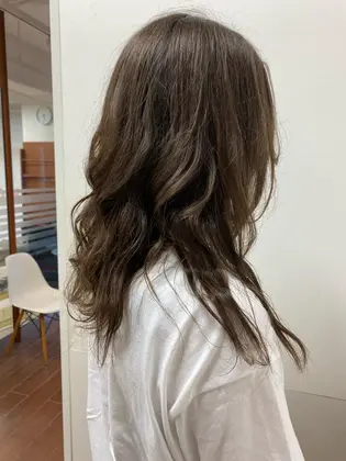 ウルフカット 21年夏人気のウルフカットのヘアスタイル 髪型カタログ 34ページ目 ミニモ