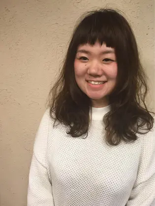 セミロングパーマ 22年冬人気のセミロングパーマのヘアスタイル 髪型カタログ 74ページ目 ミニモ セミロングパーマ 22年冬人気のセミロングパーマのヘアスタイル 髪型カタログ 74ページ目 ミニモ