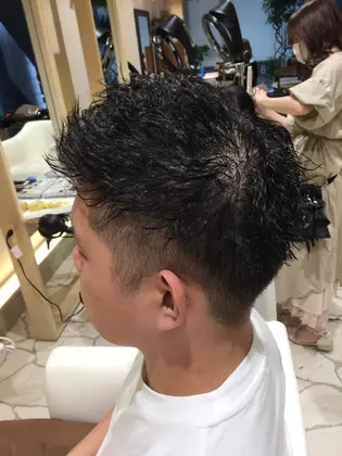 髪質状態 軟毛 細い ぺたんとしやすい パーマでふんわりすること出来ますよ Rby Blanc所属 加藤 空のヘアカタログ ミニモ