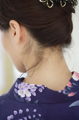 浴衣を着る方 うなじも忘れずに整えましょう Nico所属 Sh Inoda Nのエステ リラクカタログ ミニモ