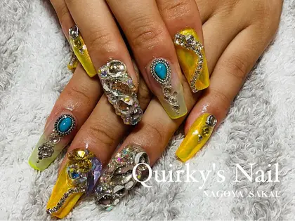 イエロー ターコイズ 夏ネイル Quirky S Nail クワーキーズネイル 場所 名古屋 Quirky S Nail クワーキーズネイル 所属 Quirky S Nailのネイルデザイン ミニモ