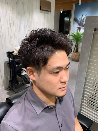Hair Grooming Yoshizawa Inc Bandai所属 富井 義騎のメニュー ミニモ