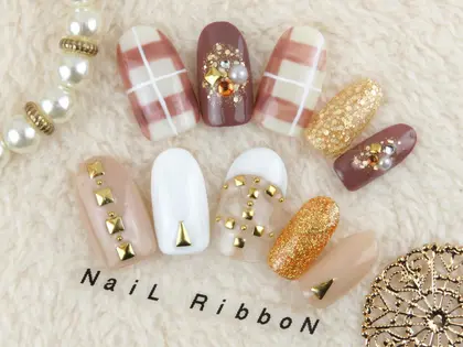 Eyelash Nail Ribbonのネイルサロン スタッフ情報 アイラッシュ ネイルリボン新宿店 ミニモ