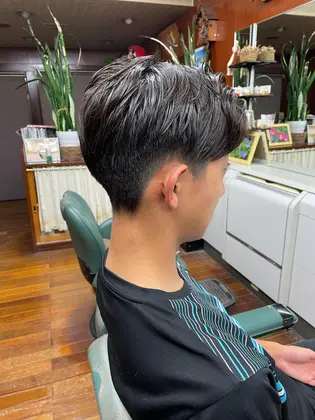 バーバーカット ツーブロック メンズカット サマーカット さっぱり 床屋女子 Damdee Tokyo Hair Lounge 上野本店所属 Hbl西澤 璃音のヘアカタログ ミニモ