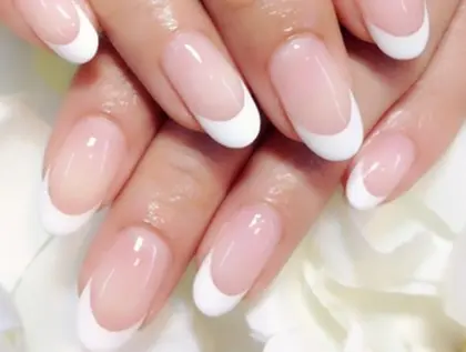 白グラデーションのみになります Nail Hair Salon Asian 北谷店所属 Nailsalon Asianのネイル デザイン ミニモ 白グラデーションのみになります Nail Hair Salon Asian 北谷店所属 Nailsalon Asianのネイル デザイン ミニモ