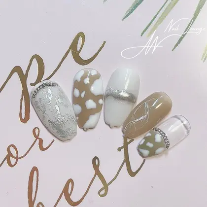 グリーン 21年夏人気のグリーン 緑色 のネイルデザイン ネイルアートカタログ 47ページ目 ミニモ