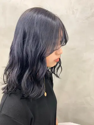 黒髪 21年夏人気の黒髪ヘアカラー 髪色カタログ ミニモ