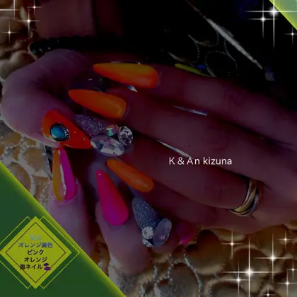 黄色 21年夏人気の黄色のネイルデザイン ネイルアートカタログ 11ページ目 ミニモ