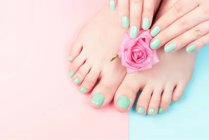 Reborn Ichimiyaのネイルサロン スタッフ情報 山本 真里亜 ミニモ