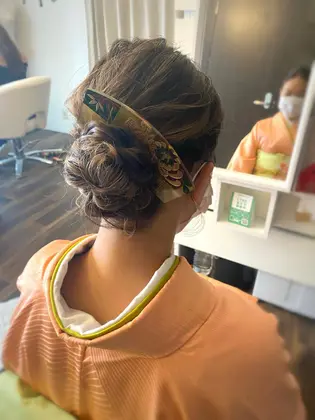 着物ヘア 21年秋人気の着物ヘアアレンジ 髪型カタログ ミニモ