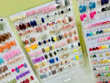 キャンアイドレッシー国分寺所属 ふじ よしのネイルデザイン ミニモ