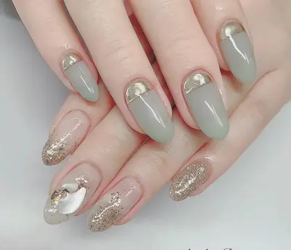 春ネイル 花柄ネイル 新宿ネイルサロン 人気ネイル 大人上品ネイル オシャレネイル パラジェル 大 Snow Nail Salon所属 Snow スカルプ 新宿店のネイルデザイン ミニモ