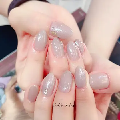 シンプルネイル 22年秋人気のシンプルネイルのネイルデザイン ネイルアートカタログ ミニモ