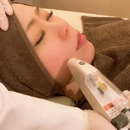 美 Design 三宮店のエステ リラクサロン スタッフ情報 美 Design 三宮店 ミニモ