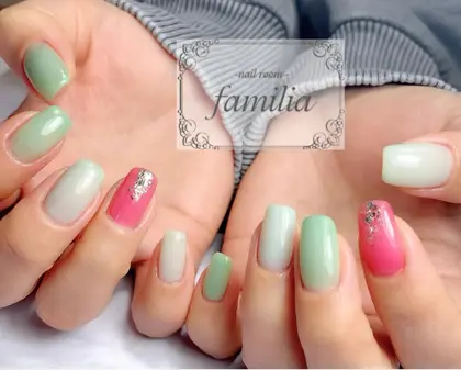 Nailroom Familiaのネイルサロン ネイリスト情報 Nailroom Familia ミニモ Nailroom Familiaのネイルサロン ネイリスト情報 Nailroom Familia ミニモ