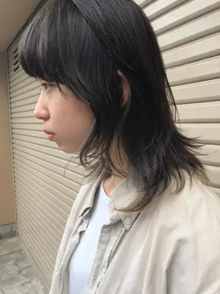 ウルフカット 21年春人気の最旬髪型 ヘアカタログ 18ページ目 Minimo ミニモ