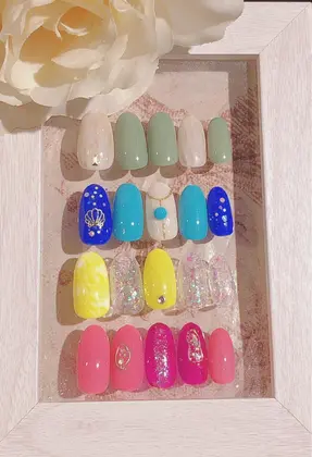 Reborn Ichimiya所属 山本 真里亜のネイルデザイン ミニモ