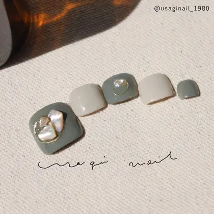 フットネイル 21年夏人気のフットネイル ペディキュア のネイルデザイン ネイルアートカタログ 44ページ目 ミニモ