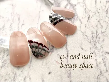 ピーコックネイル Beautyspace品川大井町所属 柴山 Topnailistのネイルデザイン ミニモ ピーコックネイル Beautyspace品川大井町所属 柴山 Topnailistのネイルデザイン ミニモ