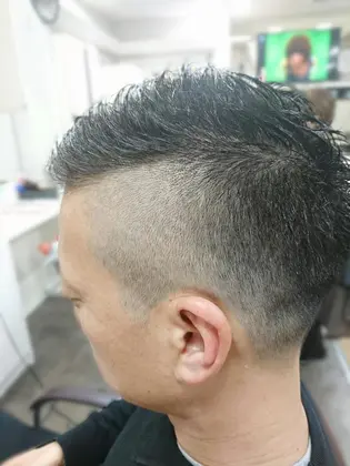 モヒカン 21年夏人気のモヒカンのヘアスタイル 髪型カタログ 5ページ目 ミニモ