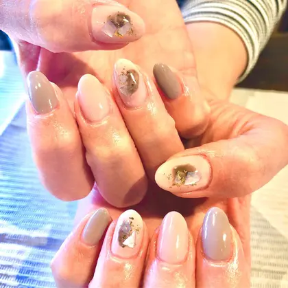 ニュアンスネイル Tram所属 森泉 智子のネイルデザイン ミニモ