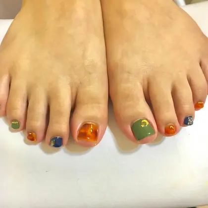 フットネイル 21年春人気のネイルデザイン ネイルアートカタログ 94ページ目 ミニモ