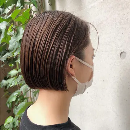 前下がりボブ 21年夏人気の前下がりボブのヘアスタイル 髪型カタログ ミニモ