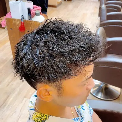 メンズツイストパーマ 21年春人気の髪型 ヘアカタログ 45ページ目 ミニモ