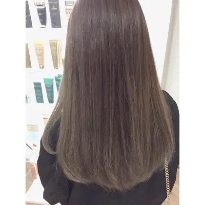 グラデーションカラー 21年夏人気のグラデーションカラーのヘアカラー 髪色カタログ 7ページ目 ミニモ