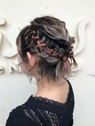 ボブの簡単ヘアアレンジ特集 不器用さんにオススメのスタイルをご紹介 Minimo Room